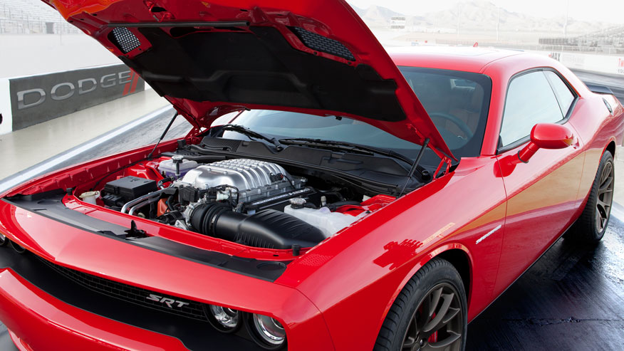 2015 Dodge Hellcat 707 horse power engine